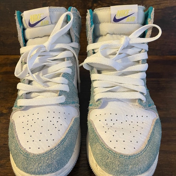 Air Jordan’s 1s Turbo Greens - Picture 6 of 6